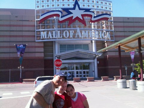 Mall of America. Road tripping with the kids: why drive when you can fly? Travel. Family. Minnesota.